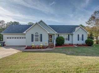 107 Summey Barker Dr, Dallas, NC 28034