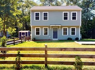 38 Vars Ln, Bradford, RI 02808