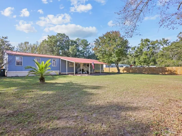 1820 Perry Lane Rd, Brunswick, GA 31525