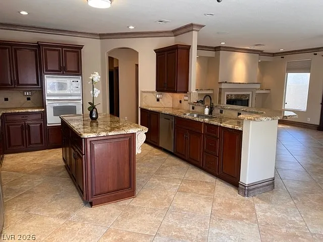 1313 Waterford Falls Ave — Photo 9