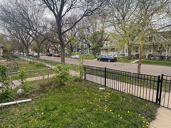 2nd image of 466 Edmund Ave