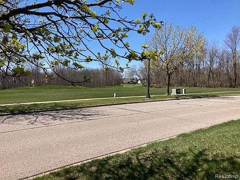 2nd image of 10195 Golfside Dr