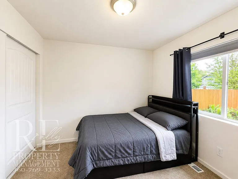 4250 SE Horsehead Way — Photo 23
