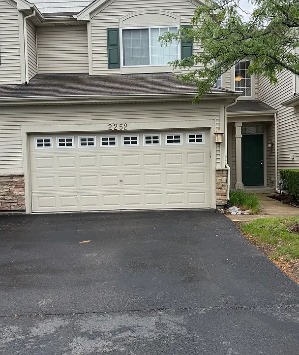 2252 Gallant Fox Cir #2252