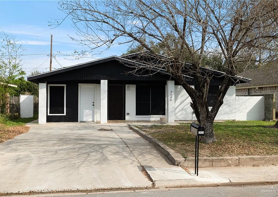 1st image of 2628 Richmond Ave