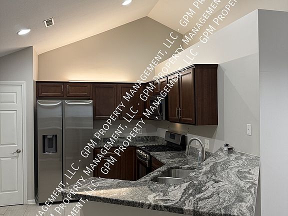 4th image of 11020 Brookwood