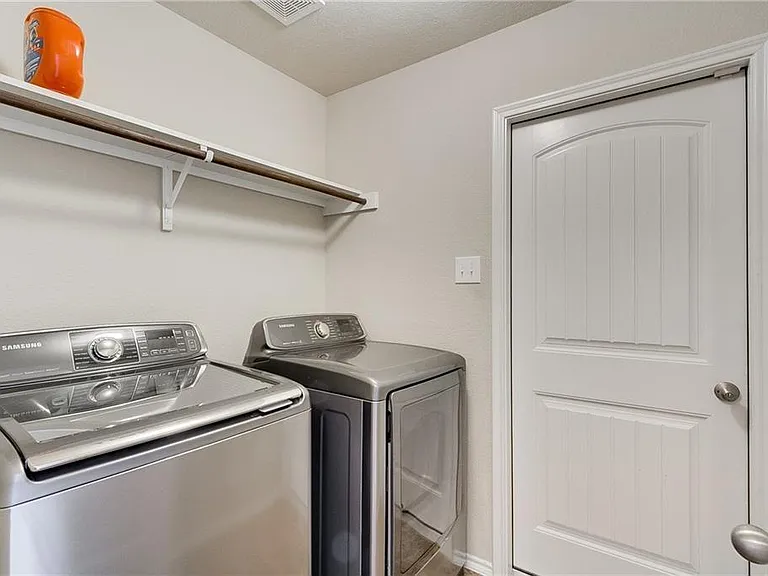 1212 Roman Dr — Photo 7