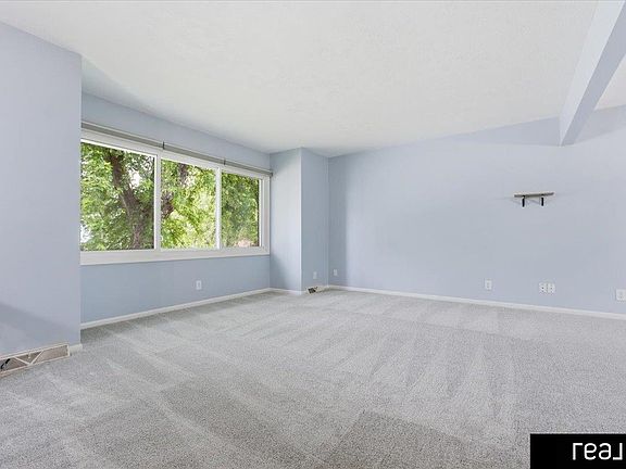 5th image of 11717 Grand Ave