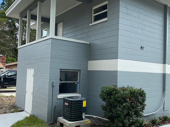 5th image of 1212 22nd Ave S #1214-1/2
