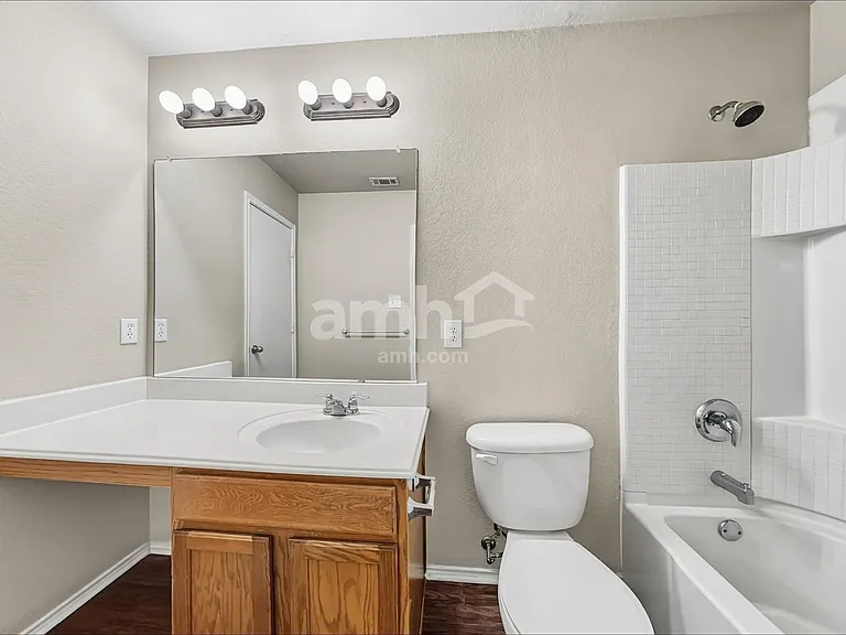 301 Azalea Dr — Photo 13