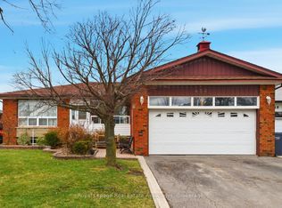 652 Eversley Dr, Mississauga, ON L5A 2C9