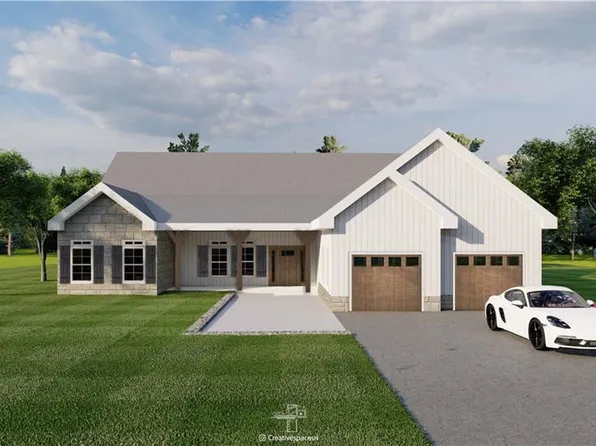 34 Dexter Rock Rd, Lincoln, RI 02865