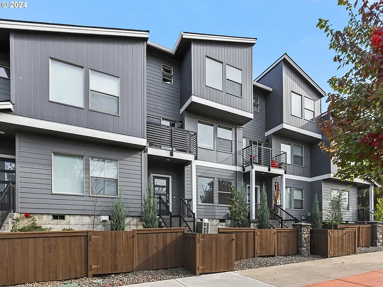 12708 SE 172nd Ave — Photo 1
