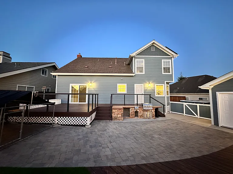 604 Village Ct — Photo 12