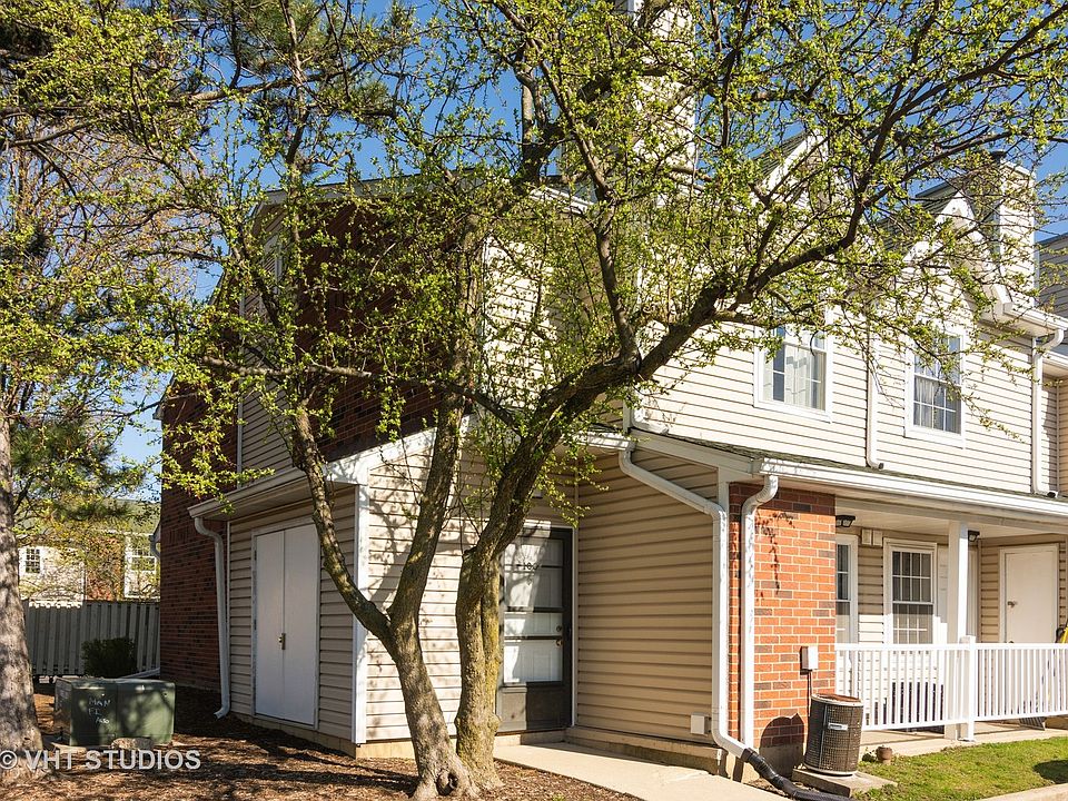 1st image of 1313 E Wyndham Cir APT 108