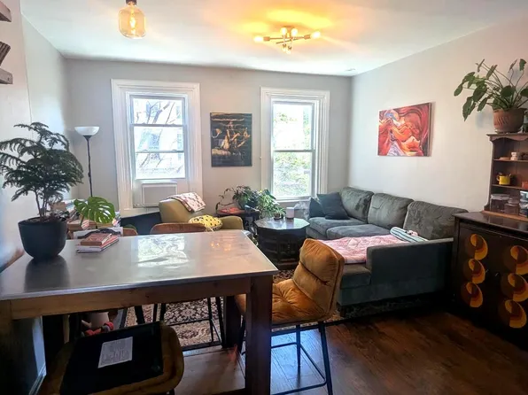 2305 N College Ave, Philadelphia, PA 19121