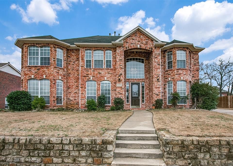 1st image of 2308 Mallory Dr