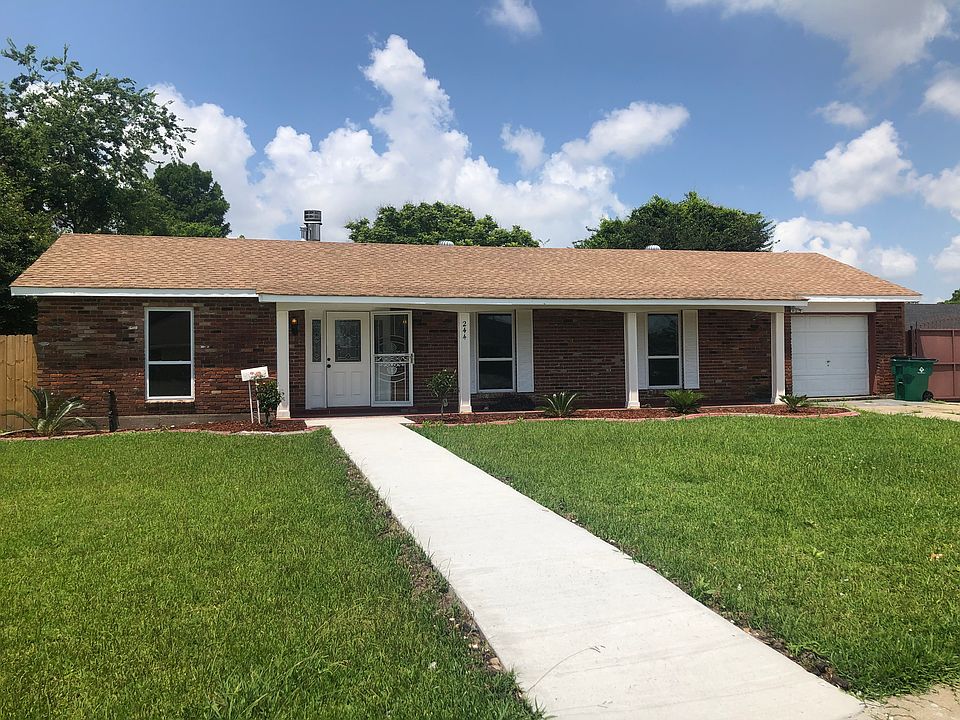 1st image of 244 Briarwood Dr