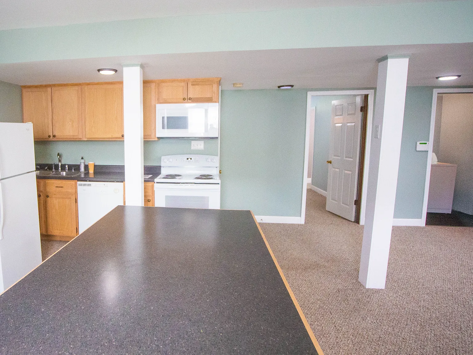 1691 Coleman Ave — Photo 4