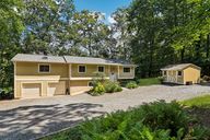 Lake Dr-L1208-004.jpg