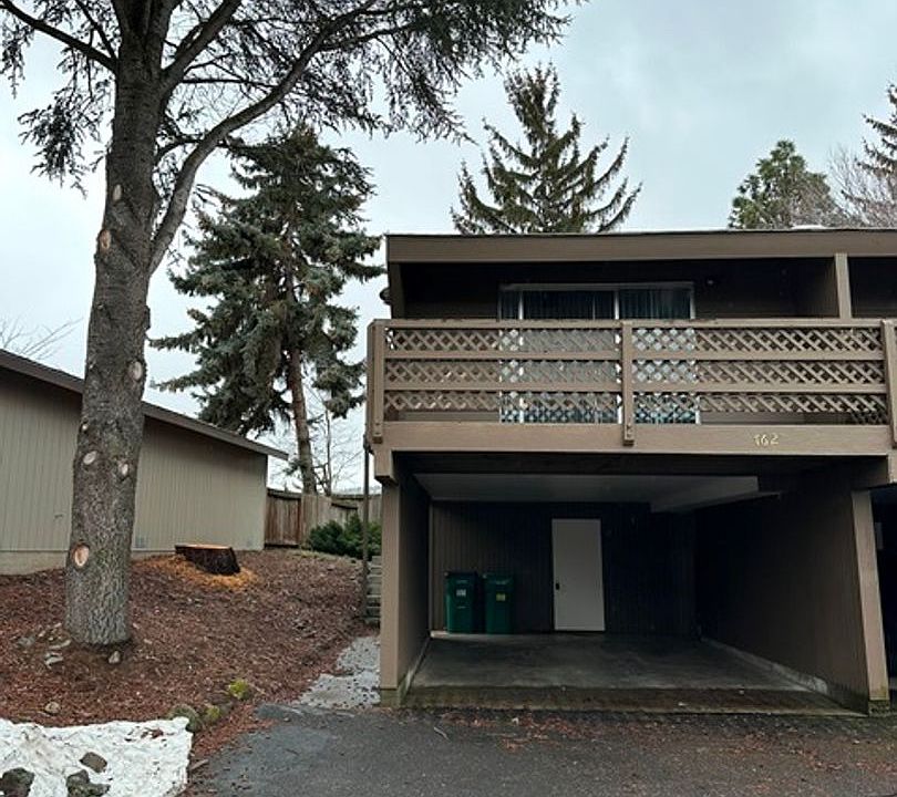 1st image of 762 W Oregon Ave