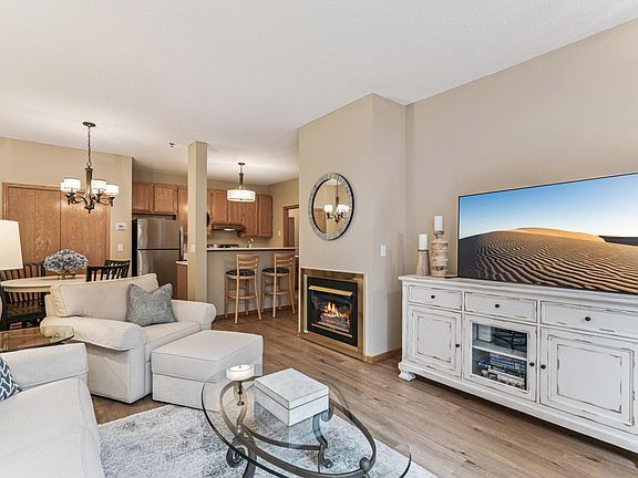 4th image of 8465 Cortland Rd #125