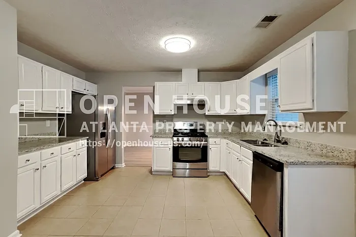 610 Wildberry Trce — Photo 5