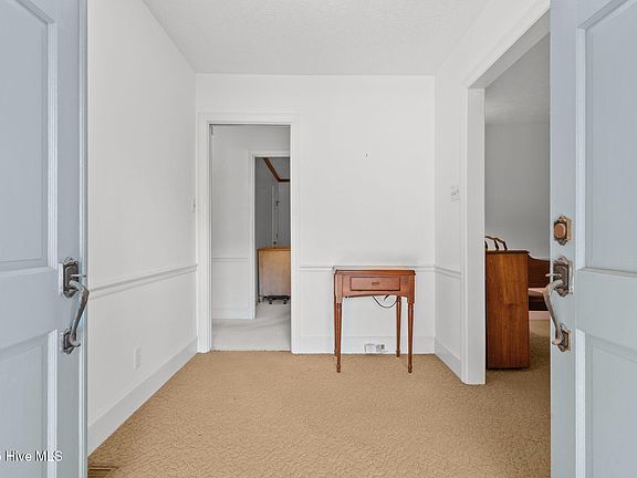 5th image of 12421 Appin Road