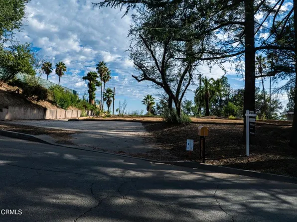 446 Devonwood Rd, Altadena, CA 91001