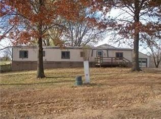 5130 SE Apache Dr, Lathrop, MO 64465