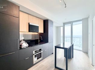 1 Fairview Rd E #1310, Mississauga, ON L5A4C6