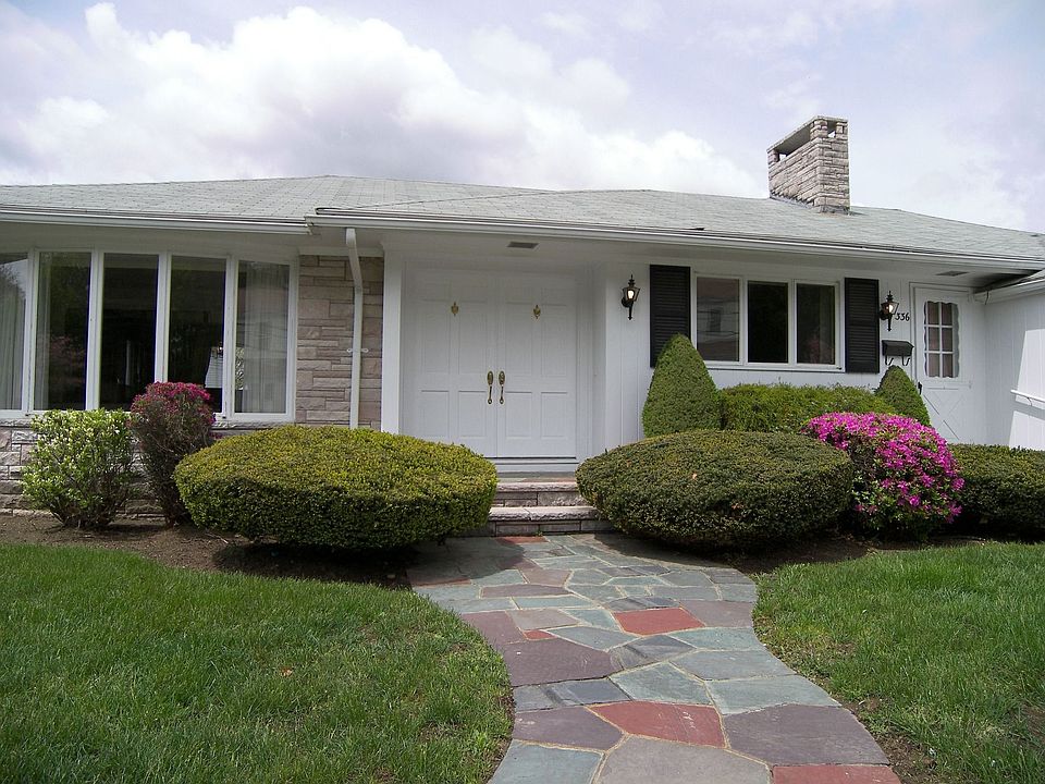 1st image of 336 Fruit Hill Ave