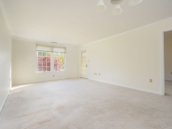 3rd image of 3105 Heatherwood Unit 3105