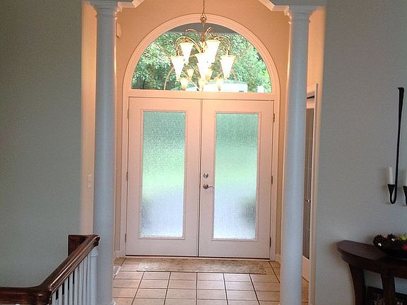 4th image of 13100 Horseshoe Ct NE
