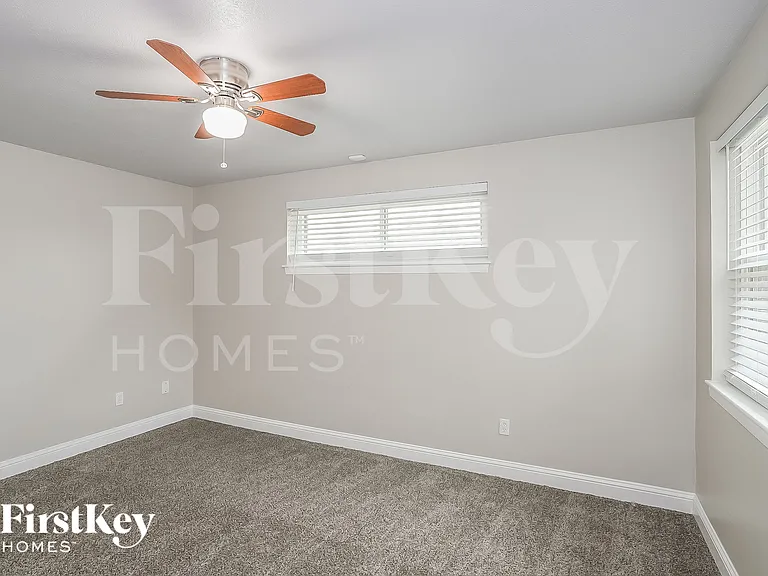 10819 Sagewind Dr — Photo 13