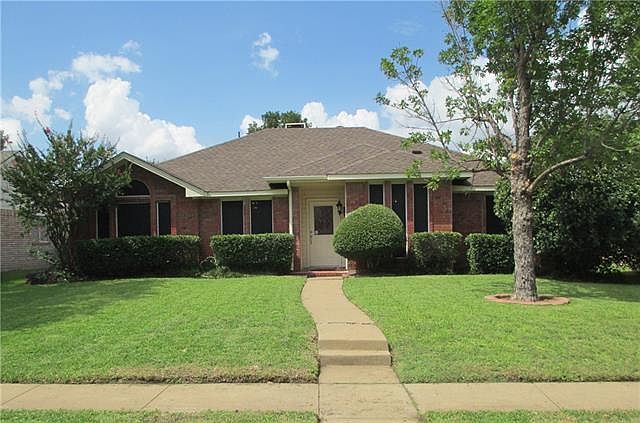 1st image of 2333 Knighthood Ln