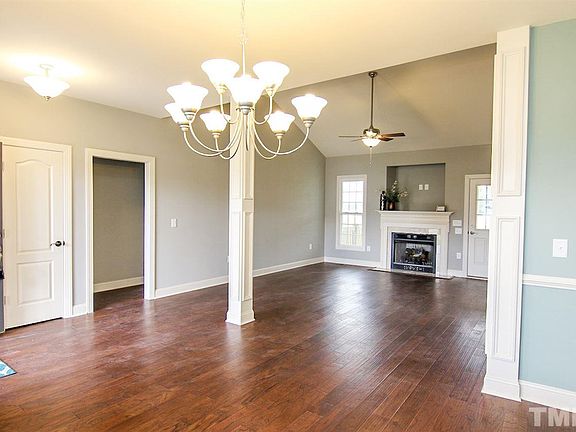 3rd image of 101 Northfield Place