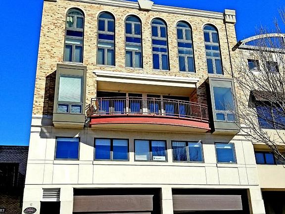 2nd image of 12 Washington Ave #9