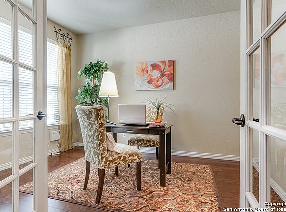 4th image of 11819 Jasmine Way