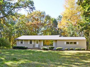 4305 N Pine Tree Rd, Oneida, WI 54155
