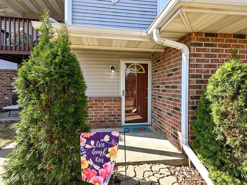 1st image of 200 W Aspen COURT #8