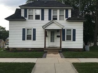 929 Prospect Ave, Portage, WI 53901