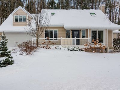 20 Woods End Drive, Essex Junction, VT, 05452