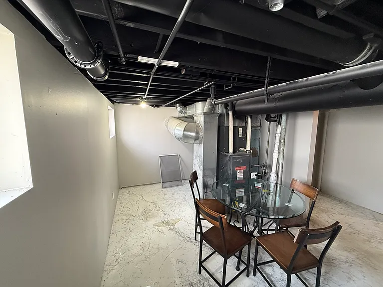 208 W Nippersink Rd — Photo 19
