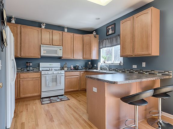 5th image of 6218 Brunswick Dr