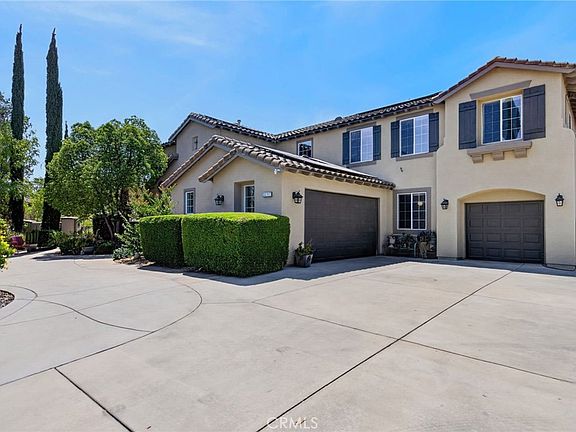3rd image of 18397 Swallowtail Ln