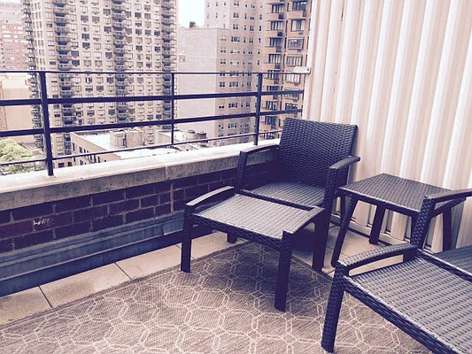 Rented by Stonehenge NYC LLC | media 6