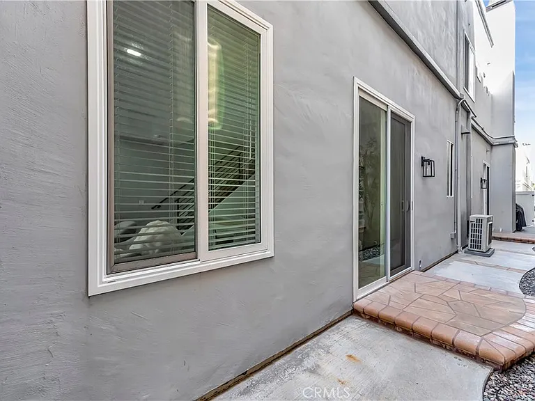 620 22nd St — Photo 44