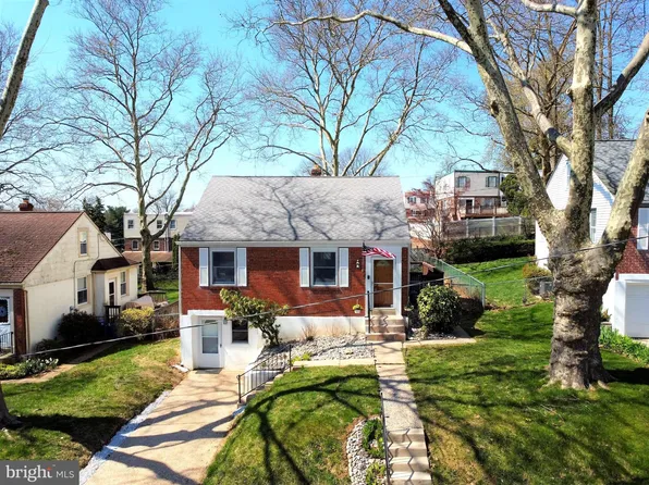 14010 Napier St, Philadelphia, PA 19116