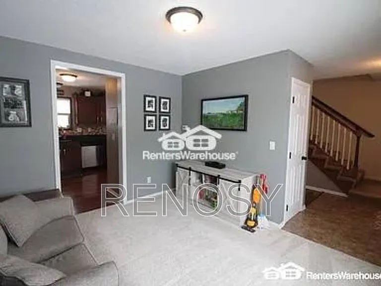 165 SE Pleasant View Dr — Photo 8